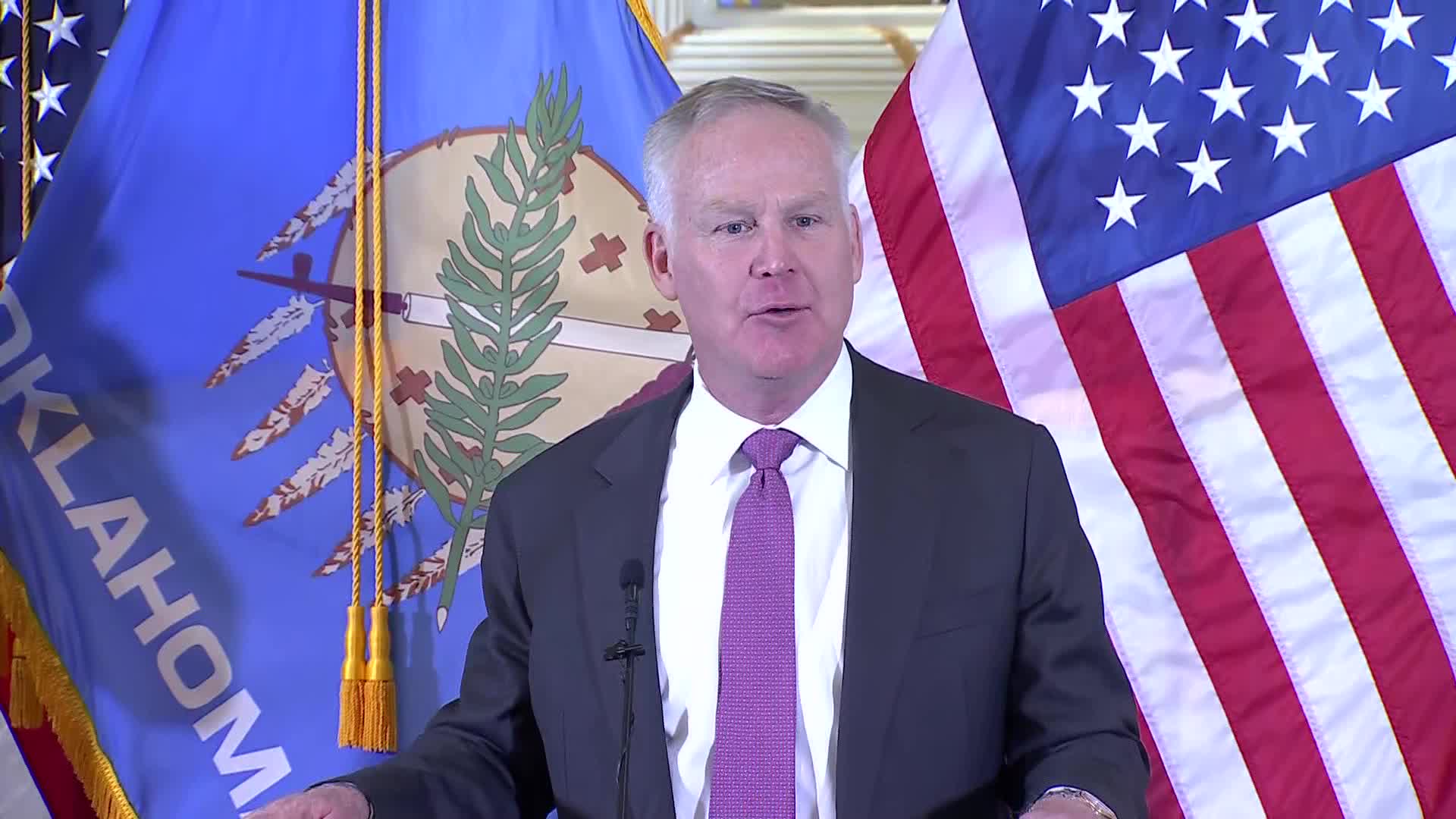 Sen . Alan Armstrong Violated STOCK Act With 700 Late Stock Disclosures